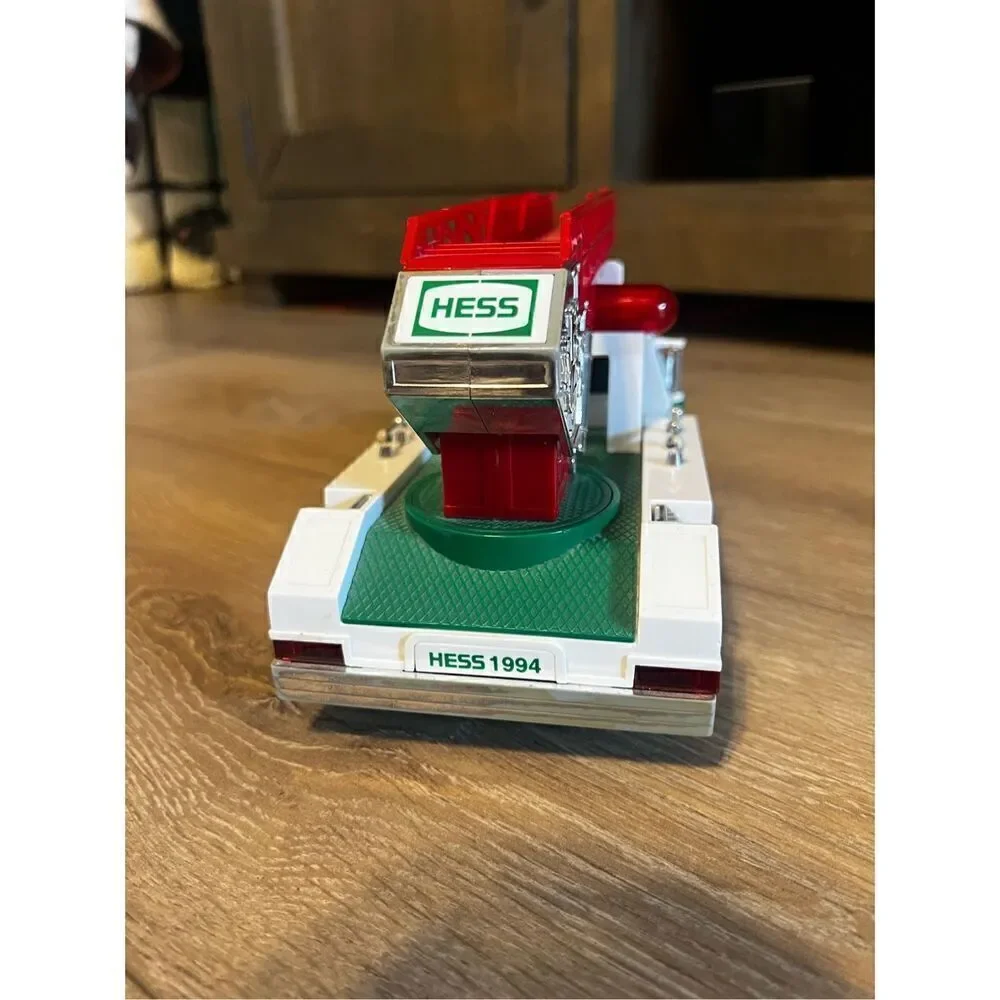 Hess Rescue Truck Vintage 1994 Real Head & Tail Light with Emergency Flashers